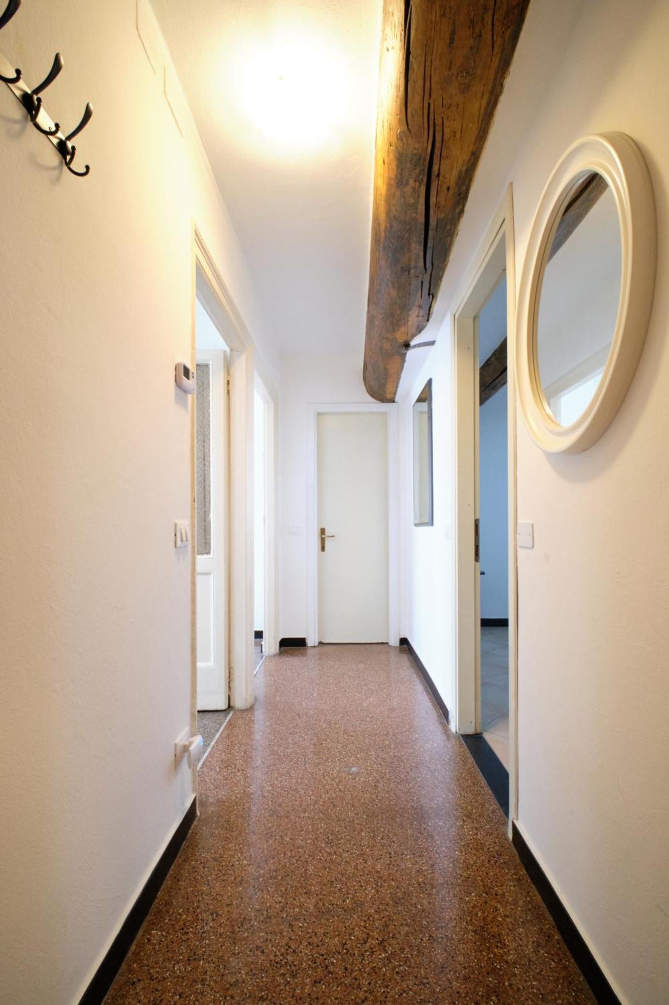Cavour La Citta Vecchia Apartment *